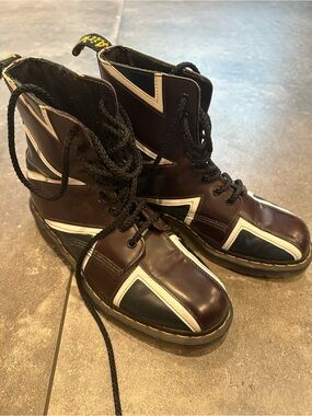 Vintage Dr. Martens 8-Eye Leather Boots Men’s Size 10 Rare Colorblock Brown Blac